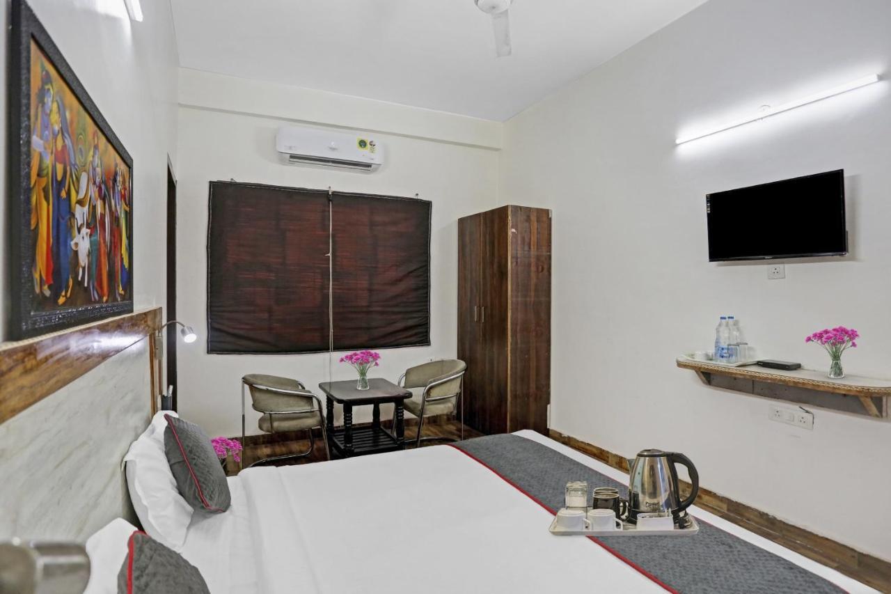 Townhouse Gn Stay Near Gnida Office Metro Station Greater Noida Exterior foto