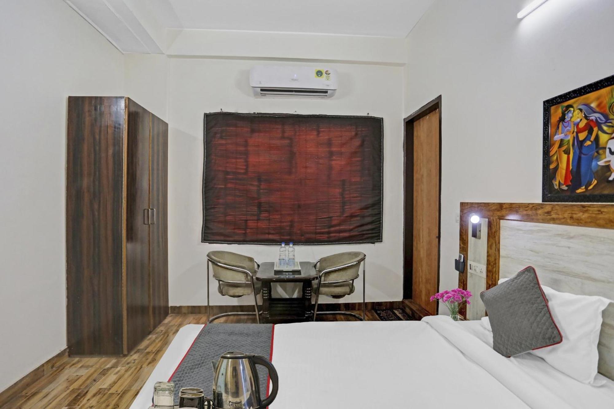 Townhouse Gn Stay Near Gnida Office Metro Station Greater Noida Exterior foto