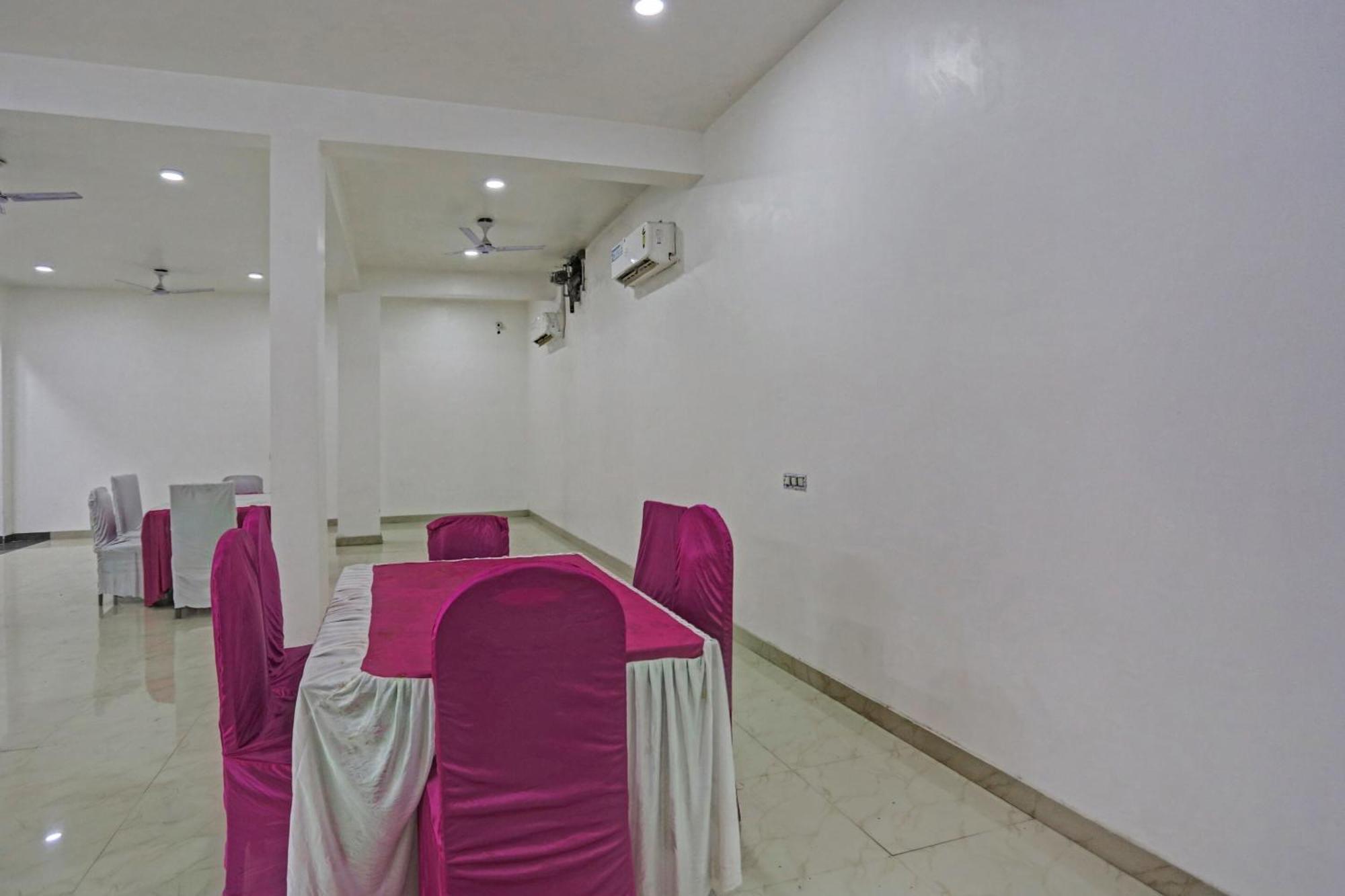 Townhouse Gn Stay Near Gnida Office Metro Station Greater Noida Exterior foto